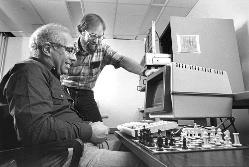 Hans Berliner (left) and Carl Ebeling developers of the HiTech computer chess system at Carnegie Mellon University