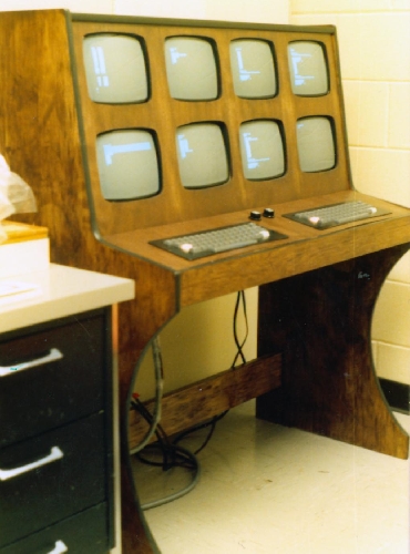 Eight screen terminal of computer chess machine Ostrich at the 13th ACM North American Computer Chess Championship in Dallas, Texas