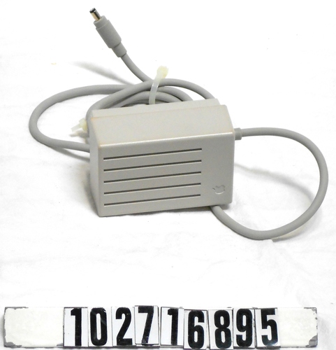 Macintosh portable power adapter | 102716895 | Computer History Museum