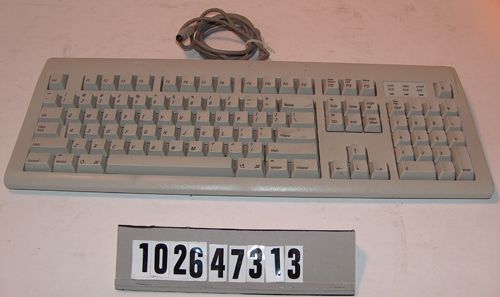 Macintosh Performa 6200CD AppleDesign Keyboard | 102647313